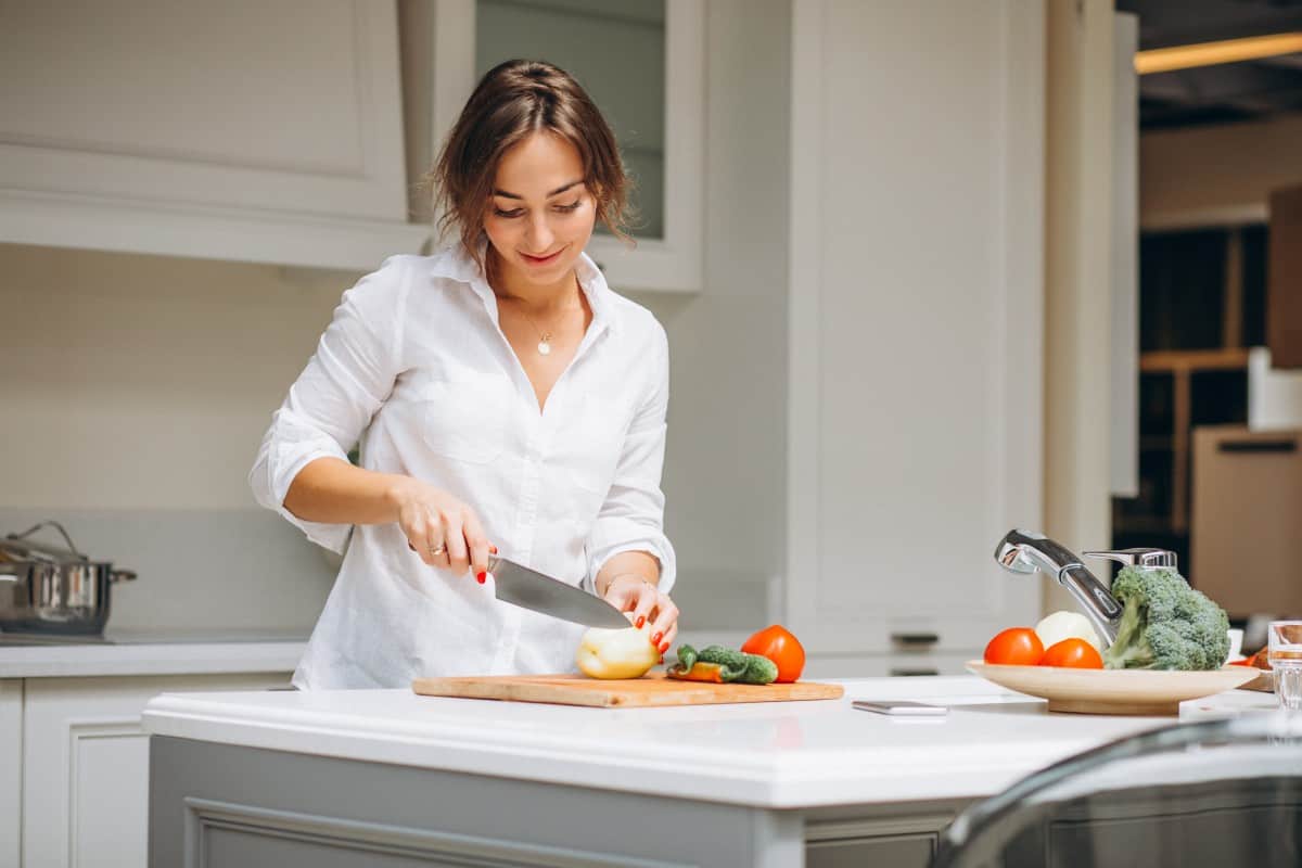 Nowe trendy kulinarne 2021, czyli powrót zdrowej kuchni domowej