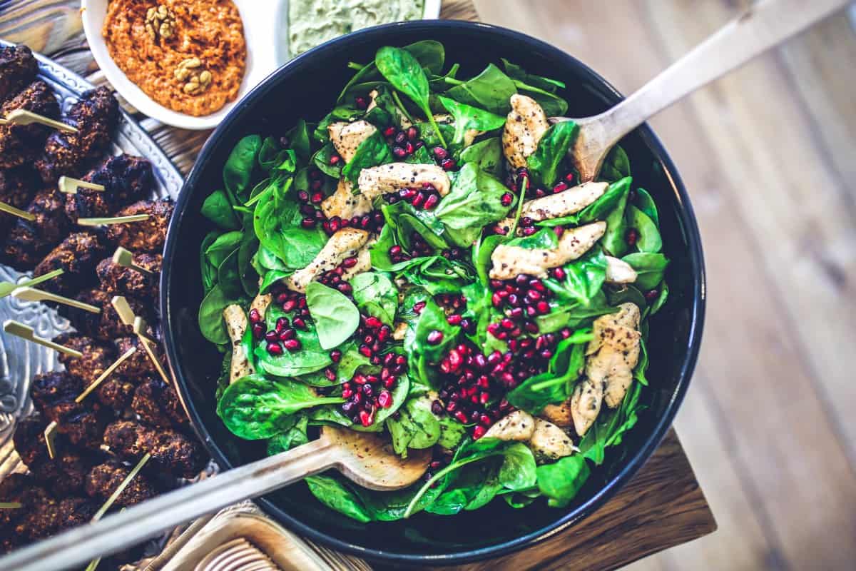 Posiłek potreningowy – jakich składników odżywczych potrzebuje nasz organizm po wysiłku fizycznym?